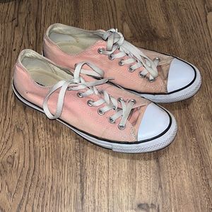 Peach Converse Lowtop
